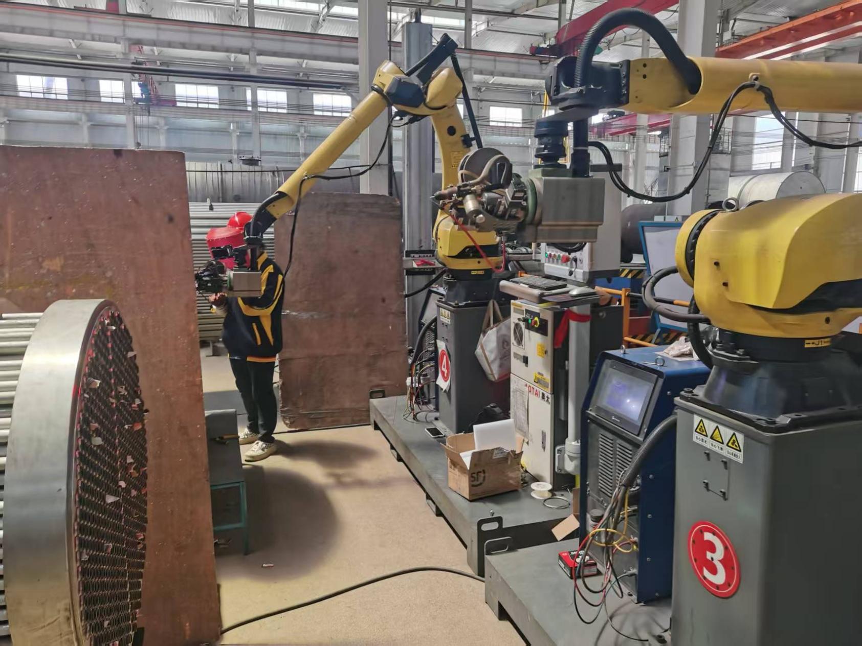 Welding equipment in the Huayi fabrication workshop